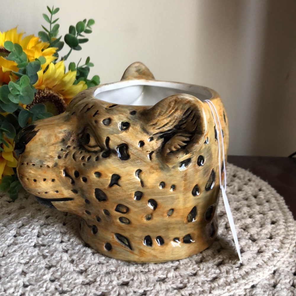 Ceramic Cheetah Leopard Head Planter Pot Decor - Picture 4 of 10